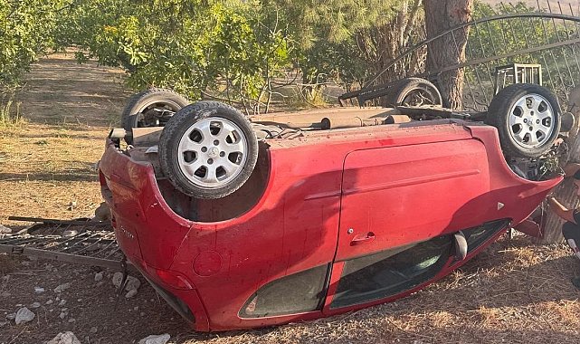 Kuşadası'nda otomobil takla attı: 1 yaralı