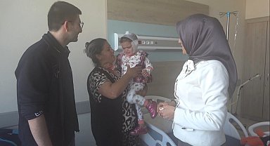 Kütahya'da ilk kez 2 buçuk yaşındaki bir çocuğa biyonik kulak ameliyatı yapıldı