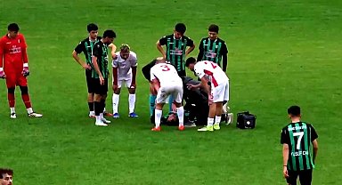 Maçın son dakikalarında fenalaşan futbolcu kalp krizi geçirdi