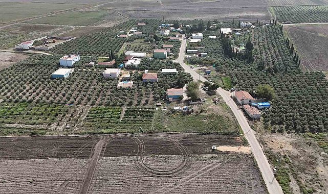 Mahalledeki herkesin soyadı 'Öztoprak' olunca baba isimleri ve ikinci isimlerle karışıklığın önüne geçtiler