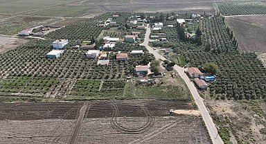 Mahalledeki herkesin soyadı 'Öztoprak' olunca baba isimleri ve ikinci isimlerle karışıklığın önüne geçtiler