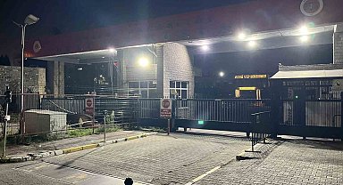 Maltepe'de çöken binada hayatını kaybeden 2 kişinin cenazeleri Adli Tıp Kurumu'na getirildi