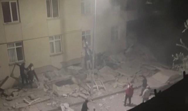 Maltepe'de çöken binanın ilk anları kamerada