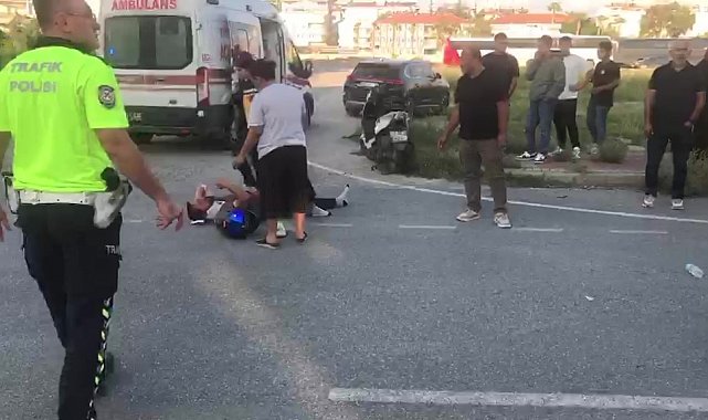 Manavgat'ta motosikletler çarpıştı: 3 yaralı