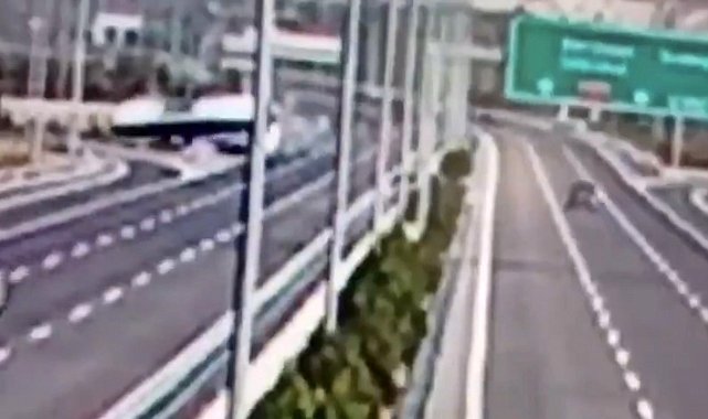 Manisa'da 11 kişinin öldüğü feci kazanın görüntüleri ortaya çıktı