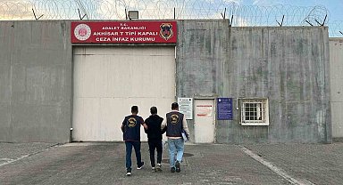Manisa'da 78 yıl 11 ay hapis cezasıyla aranan şahıs yakalandı