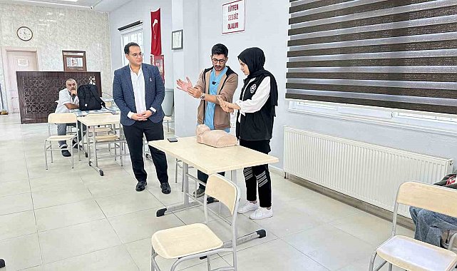 Mardin'de hayat kurtaran "Heimlich" manevrası anlatıldı