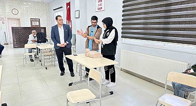 Mardin'de hayat kurtaran "Heimlich" manevrası anlatıldı