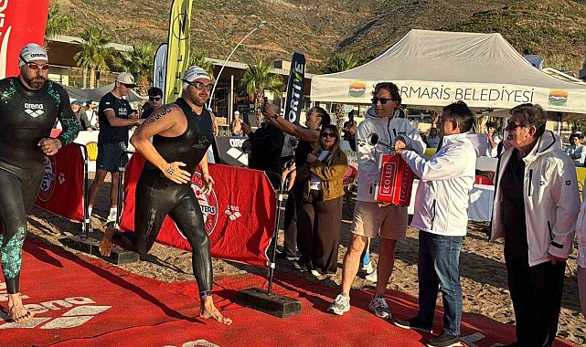 Marmaris'te 22 ülkeden 2 bin 400 yüzücü kulaç atıyor