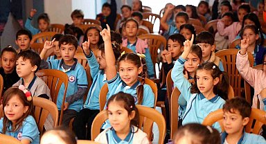 Merkezefendi Kent Tiyatrosundan çocuklara kukla tiyatrosu keyfi