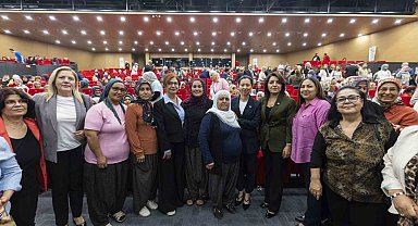 Mersin'de kadın üreticiler emek ve dayanışma için buluştu