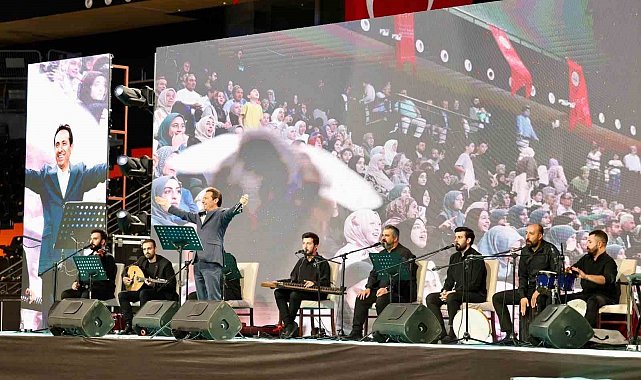 Mersin'de naat ve kasidelerle Peygamber sevgisi dile getirildi