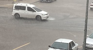 Mersin'de yağış etkisini sürdürüyor