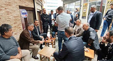 MHP Diyarbakır İl Başkanı Özcoşkun sokak sokak gezerek 'Terörsüz Türkiye' sürecini anlatıyor
