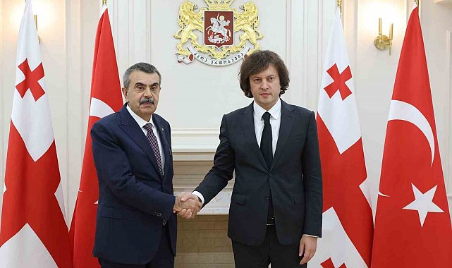 Milli Eğitim Bakanı Tekin Gürcistan Başbakanı Kobakhidze ile bir araya geldi