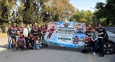 Motosiklet grubundan lösemi hastası minik Ali'ye pankartlı sürpriz ziyaret