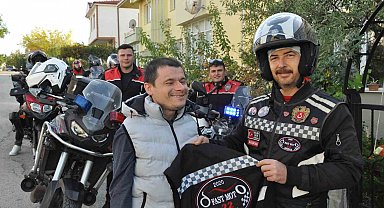 Motosiklet hayali gerçek olan görme engelli Sezgin Çalışkan: "Eve kapanmayın, dışarı çıkın"