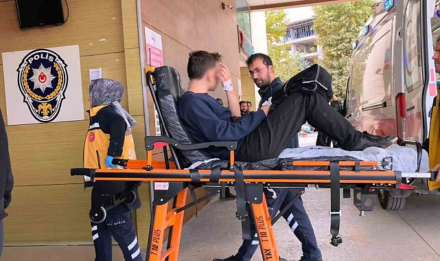 Motosikletini tamir ederken parmağı koptu