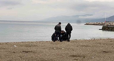Mudanya'da plajda erkek cesedi bulundu