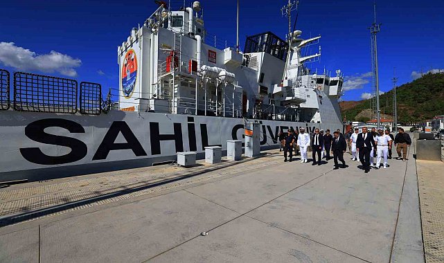 Muğla Valisi Akbıyık, TCSG Umut Gemisini ziyaret etti