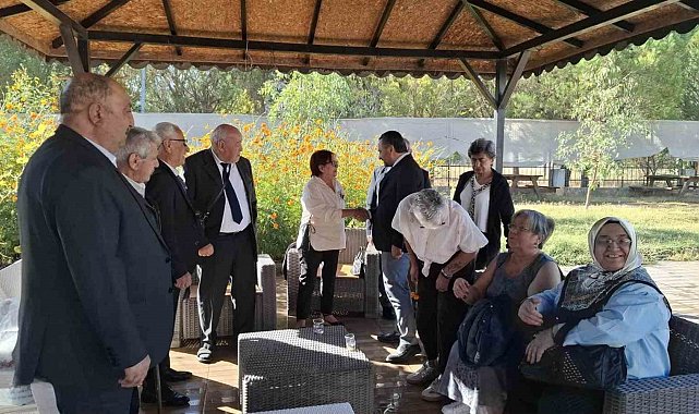 Muğla'da 1 Ekim Dünya Yaşlılar Günü huzurevinde kutlandı