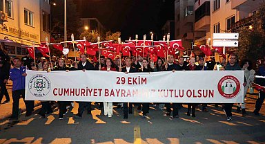 Muğla'da Cumhuriyet'in 103. yılı binlerce kişinin katılımıyla kutlandı