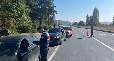 Muğla'da Jandarma trafik timlerince bir haftada 27 bin 741 araç denetlendi