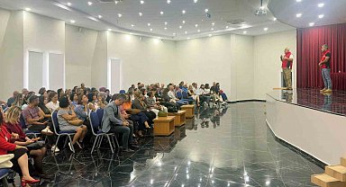 Muğla'da öğretmenlere terörle mücadele bilgilendirmesi