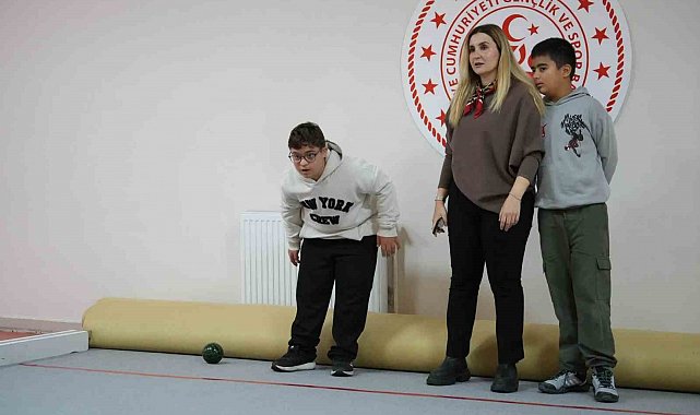 Muğla'da özel sporcular Bocce Turnuvası'nda sahaya çıktı