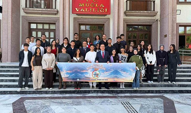 Muğla'da üniversiteli gençler "Gelin Tanış Olalım" programıyla kenti keşfediyor