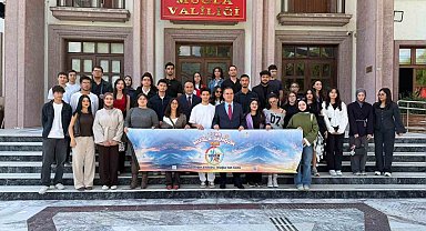 Muğla'da üniversiteli gençler "Gelin Tanış Olalım" programıyla kenti keşfediyor