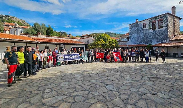 Muğlalı dağcılar Muğla'nın tarihi ve doğal güzelliklerini tanıtıyor