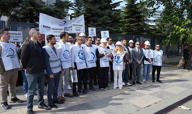 Mühendis Tek-Sen Konfederasyonu'ndan Bakanlık önünde özlük haklarında ve ücretlerde iyileştirme talebi