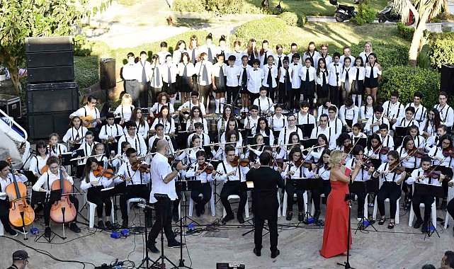 Muratpaşa, genç seslerini arıyor