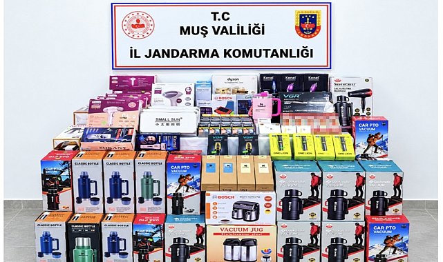 Muş'ta 700 bin TL değerinde kaçak ürün ele geçirildi