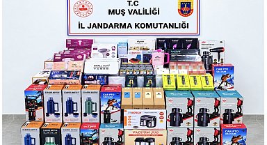 Muş'ta 700 bin TL değerinde kaçak ürün ele geçirildi