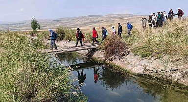 Muş'ta tarihi ve doğal güzelliklere dikkat çekmek için yürüdüler