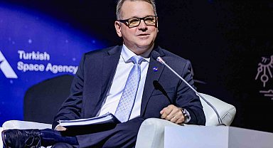 NASA Başkan Yardımcısı Anderson: "Ay yüzeyinde kalıcı varlık oluşturmaya başlayacağız, ardından hedefimizi Mars'a çevireceğiz"