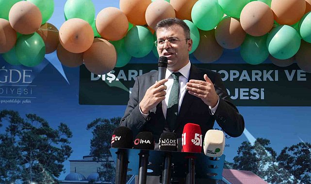 Niğde'de Dışarı Camii otoparkı ve peyzaj projesinin temeli atıldı