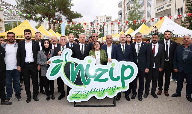 Nizip Zeytin Festivali 100. yıl gururuyla başladı
