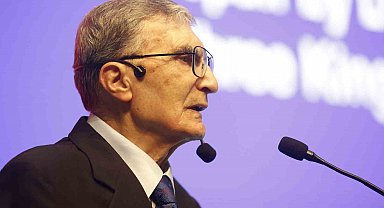 Nobel ödüllü Aziz Sancar, Mersin Üniversitesi'nde öğrencilerle buluştu