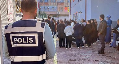 Öğrenciler derste, emniyet nöbette