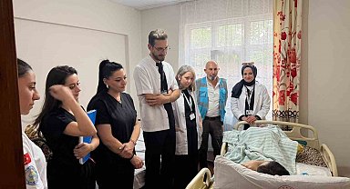 Öğrenciler evde bakım hizmetlerine destek veriyor