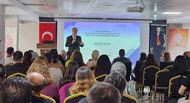 Öğrenme Kayıplarını Giderme Projesinin eğitici eğitimi Kütahya'da başladı