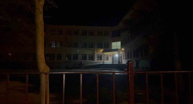 Okul bahçesinde baba ve oğlunun darbedilip bıçaklanmasına ilişkin davaya devam edildi
