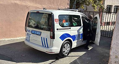 Okula silah getiren öğrenci yakalandı