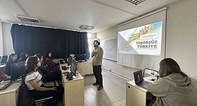 OMÜ'de yeni akademik yıl "Terörsüz Türkiye" dersleriyle başladı