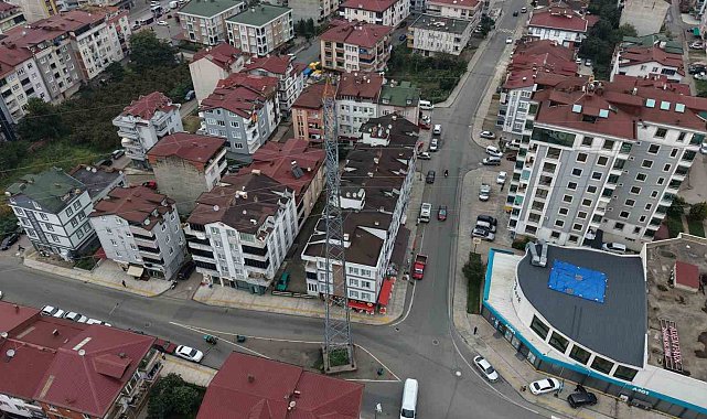 Ordu'da "Ortada direk var, yanından geç" dedirten görüntü