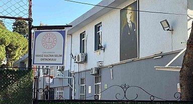 Ortaokul öğretmenine 'kadın veliyi tacizden' suç duyurusu