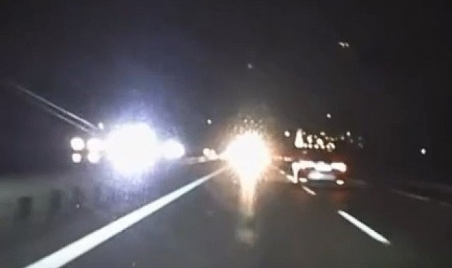 Otobanda tersten gelen otomobil kazaya davetiye çıkardı